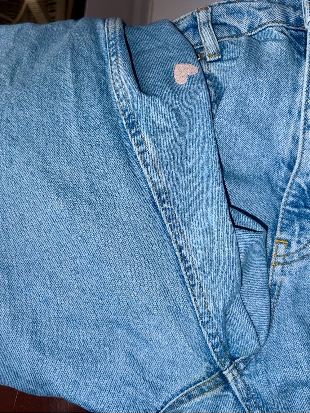 Francesca's Collections Light Blue Straight-Leg Jeans with Pink Heart - Picture 7 of 11